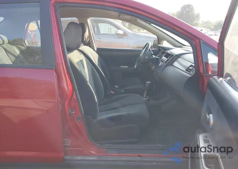 2011 Nissan Versa 1.8S z USA, uszkodzony, nr VIN 3N1BC1AP4BL421438